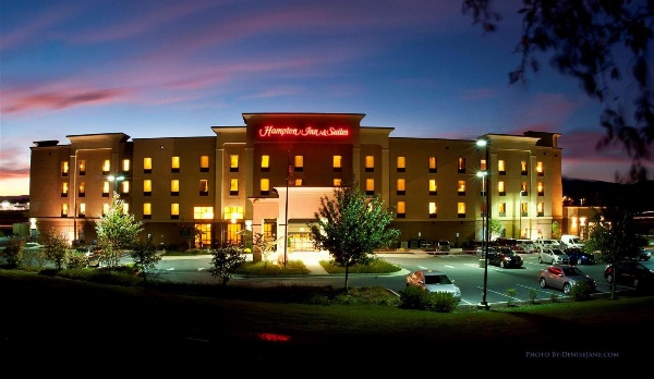 Hampton Inn By Hilton And Suites Woodstock image 6