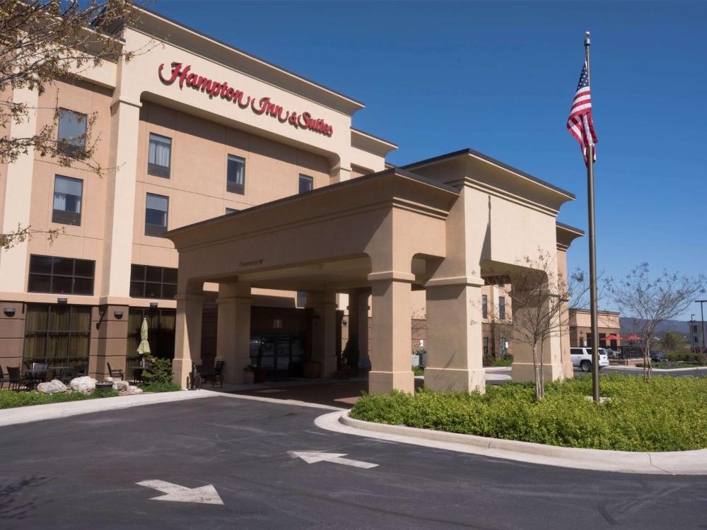 Hampton Inn By Hilton And Suites Woodstock